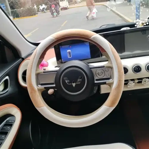 900x675_0_q87_c42_autohomecar__ChxpVWlKIzSADyLuAAG9SBTpr5c583.jpg.webp Used Wuling Bingo 2024 model 203km light model