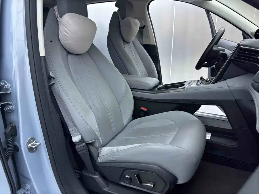 900x675_0_q87_c42_autohomecar__ChxpVWlKOPSAXVFGAAUrNF0vYiU686.jpg.webp Used NIO ES6 2019 420KM Sports Edition