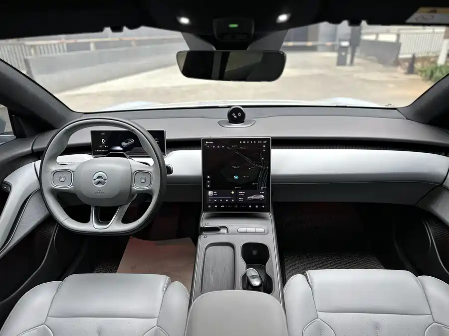 900x675_0_q87_c42_autohomecar__ChxpVWlKPamADYYuAAR2LnpYIoo495.jpg.webp Used NIO ET5T 2024 model 75kWh Touring