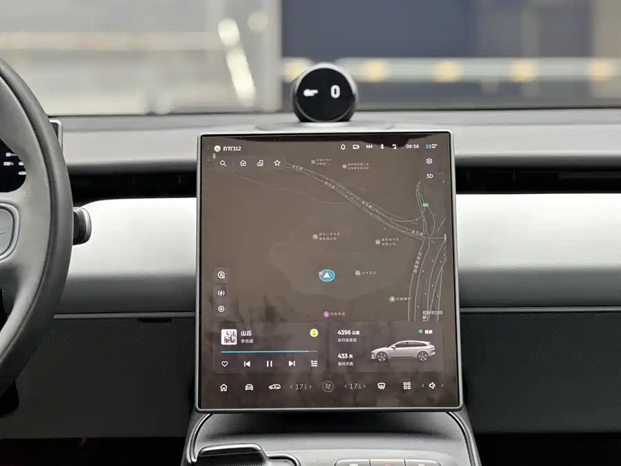 900x675_0_q87_c42_autohomecar__ChxpVWlKPamAEEgjAASopLtFKdM232.jpg.webp Used NIO ET5T 2024 model 75kWh Touring