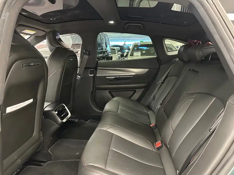 900x675_0_q87_c42_autohomecar__ChxpVWlKTB2AUqhiAAf8b_obnfI849.jpg.webp Used Xpeng P7 2023 model P7i 702 Pro