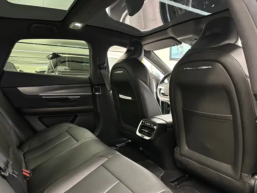 900x675_0_q87_c42_autohomecar__ChxpVWlKTB6AX02IAAclwiXEhd0437.jpg.webp Used Xpeng P7 2023 model P7i 702 Pro