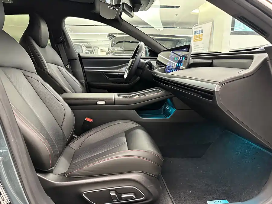 900x675_0_q87_c42_autohomecar__ChxpVWlKTByAfWO9AAmuAjH0gO8684.jpg.webp Used Xpeng P7 2023 model P7i 702 Pro