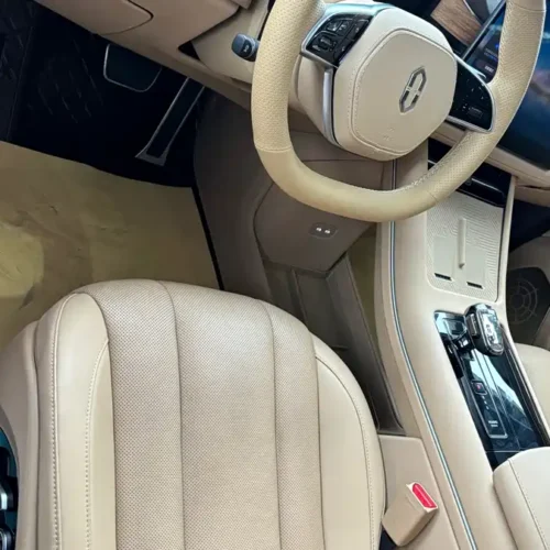 900x675_0_q87_c42_autohomecar__ChxpVWlLTDSAcUOKAAoP3ipaPOk560.jpg.webp Used HUAWEI AITO M7 2024 1.5T rear drive Plus version 5 seats