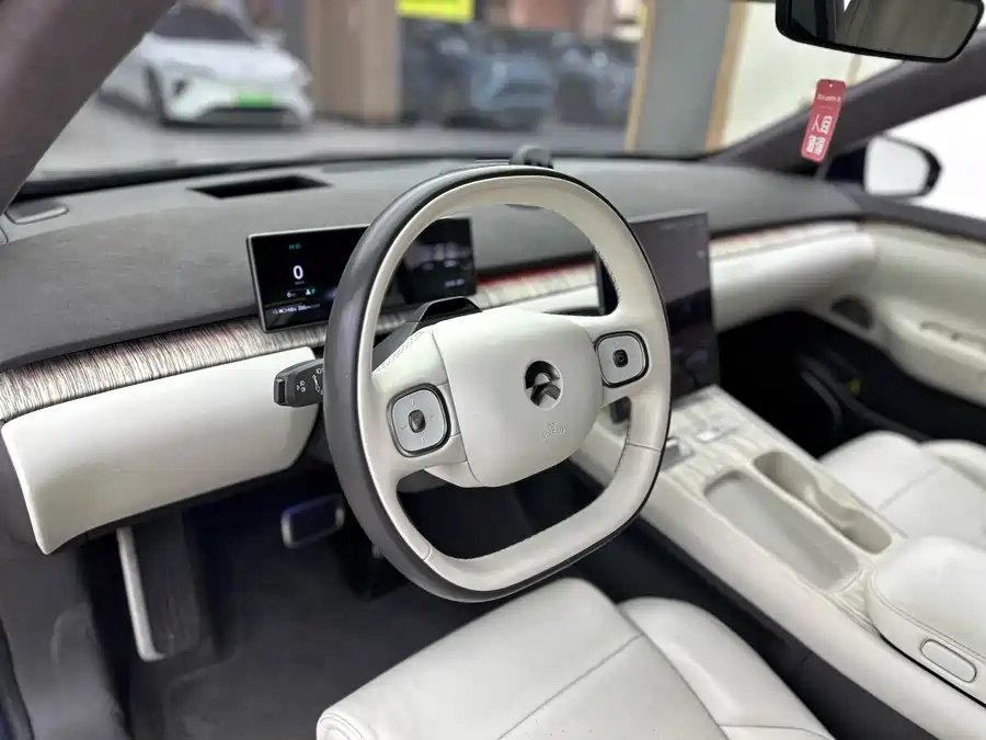 900x675_0_q87_c42_autohomecar__ChxpVWlLTDmAfFsNAAW6qtRMvhE762.jpg.webp Used NIO ET7 2022 model 100kWh first edition