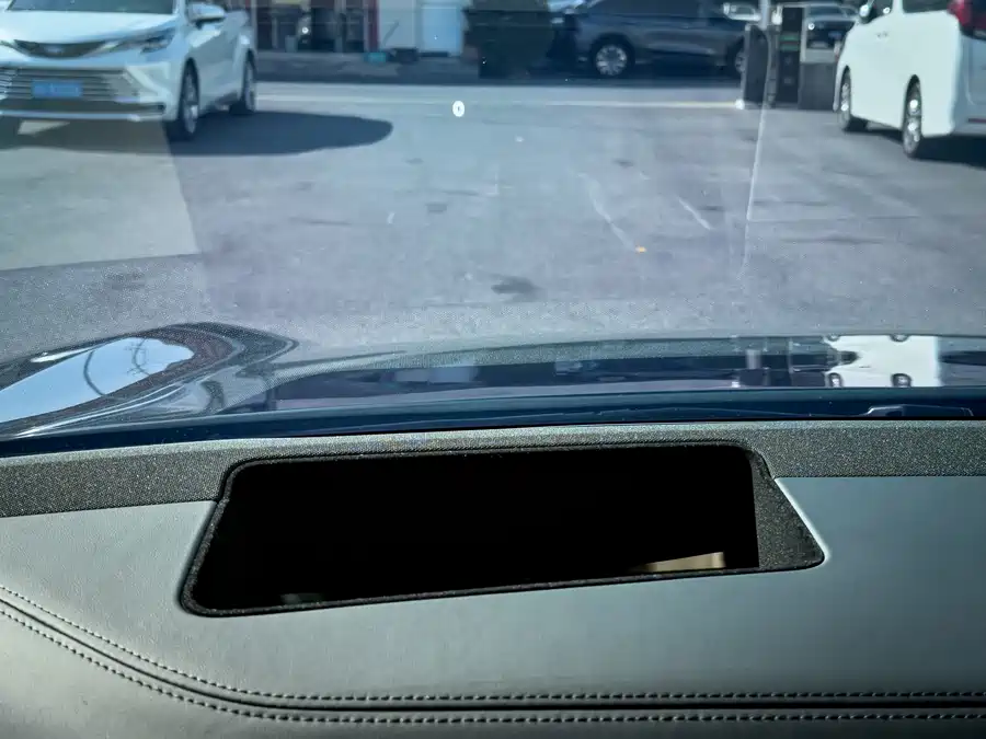 900x675_0_q87_c42_autohomecar__ChxpVWlLdpmAR2l7AAdn3w8WA0k221.jpg.webp Used NIO ET5T 2025 75kWh Touring