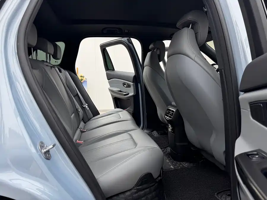 900x675_0_q87_c42_autohomecar__ChxpVWlLjIeAYTKQAAaZ-sqxUxE997.jpg.webp Used NIO ES6 2020 430KM Performance Edition