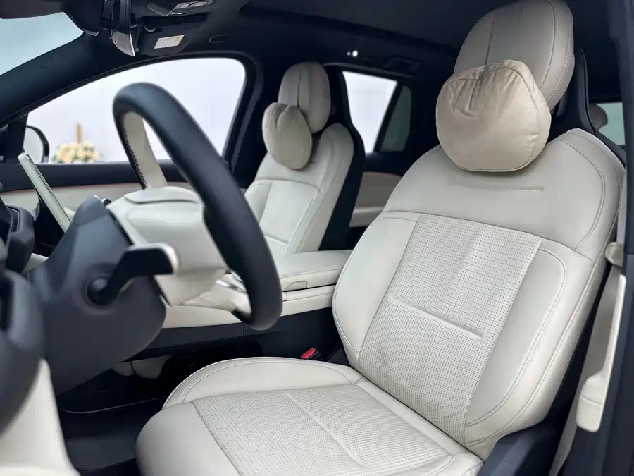 Used NIO ES6 2024 model 75kWh