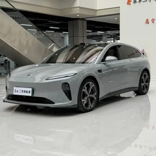 900x675_0_q87_c42_autohomecar__ChxpVWlM6oOATkhfAAccedLh1-4360.jpg.webp Used NIO ET5T 2024 model 75kWh Touring