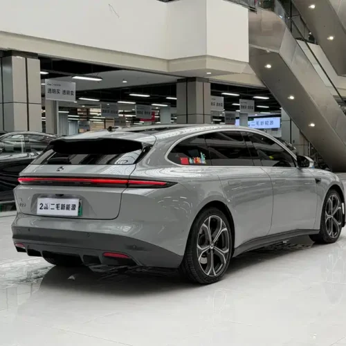 900x675_0_q87_c42_autohomecar__ChxpVWlM6oWAEFEeAAhG1zPUibA748.jpg.webp Used NIO ET5T 2024 model 75kWh Touring