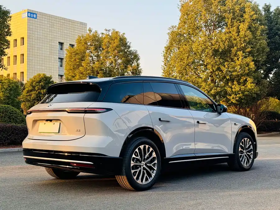 Used NIO ES6 2025 model 75kWh