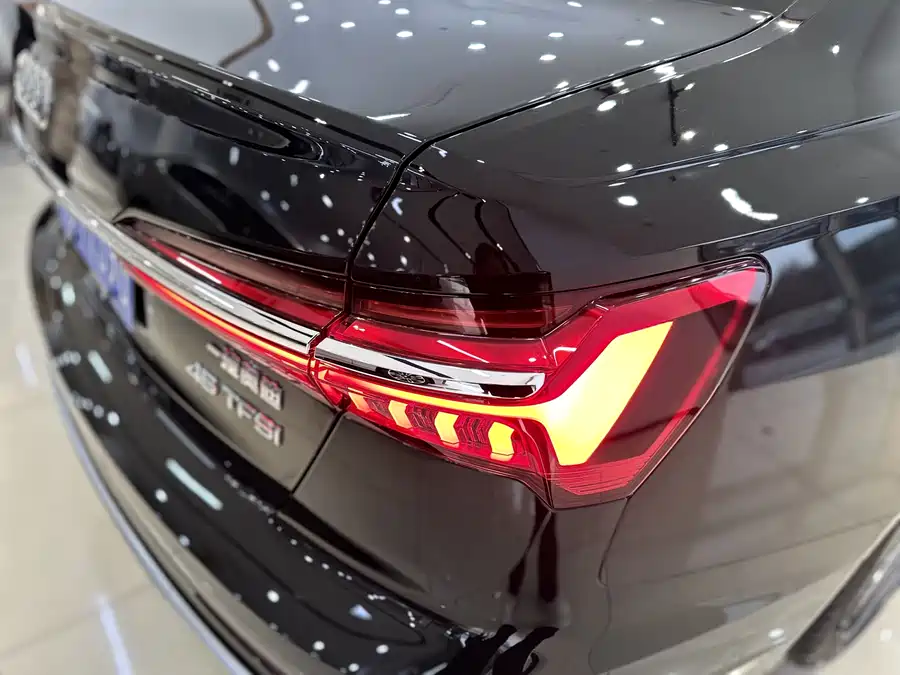 900x675_0_q87_c42_autohomecar__ChxpVWlMpBCAFyLiAAau4-JVKYs987.jpg.webp Used Audi A6L 2025 45 TFSI Premium Dynamic Model