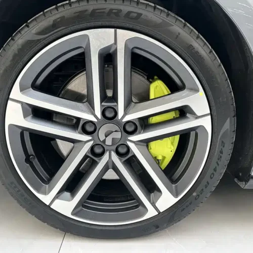 900x675_0_q87_c42_autohomecar__ChxpVWlMrbmAHLwNAAY9orlYqP4467.jpg.webp Used NIO ET5T 2025 Champion Commemorative Edition 75kWh Tourin