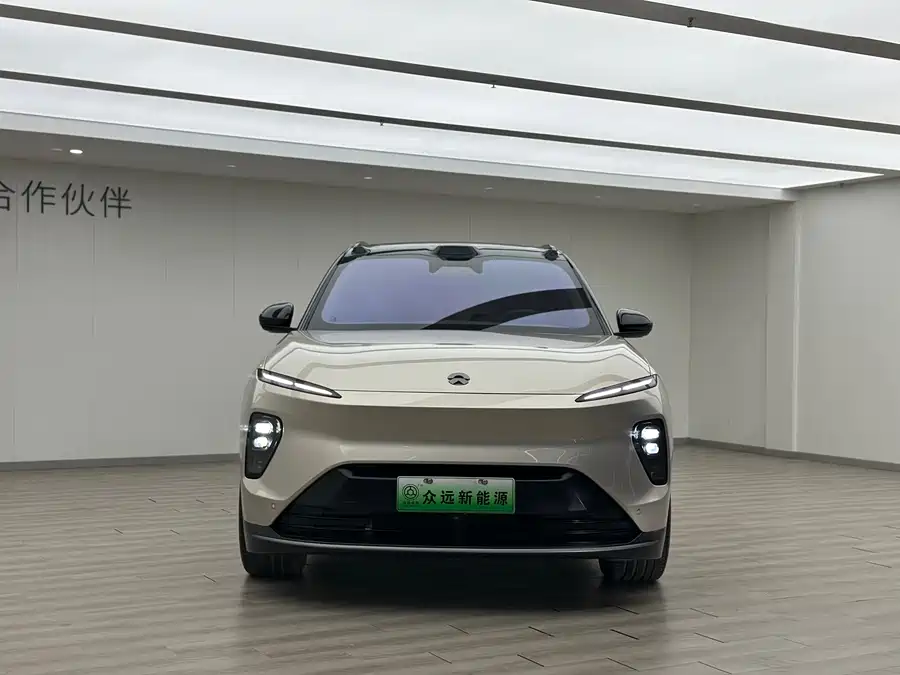 900x675_0_q87_c42_autohomecar__ChxpVWlMuseAUmXfAAUOB6EKwwU050.jpg.webp Used NIO ES8 2023 100kWh Executive Edition