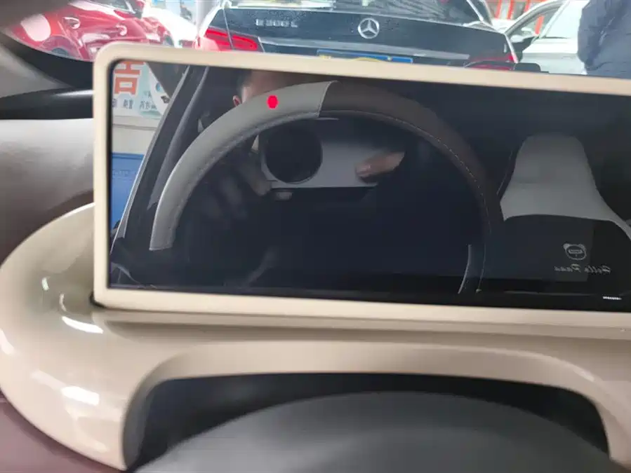 Used Wuling Bingo 2023 model 333km Yuexiang model