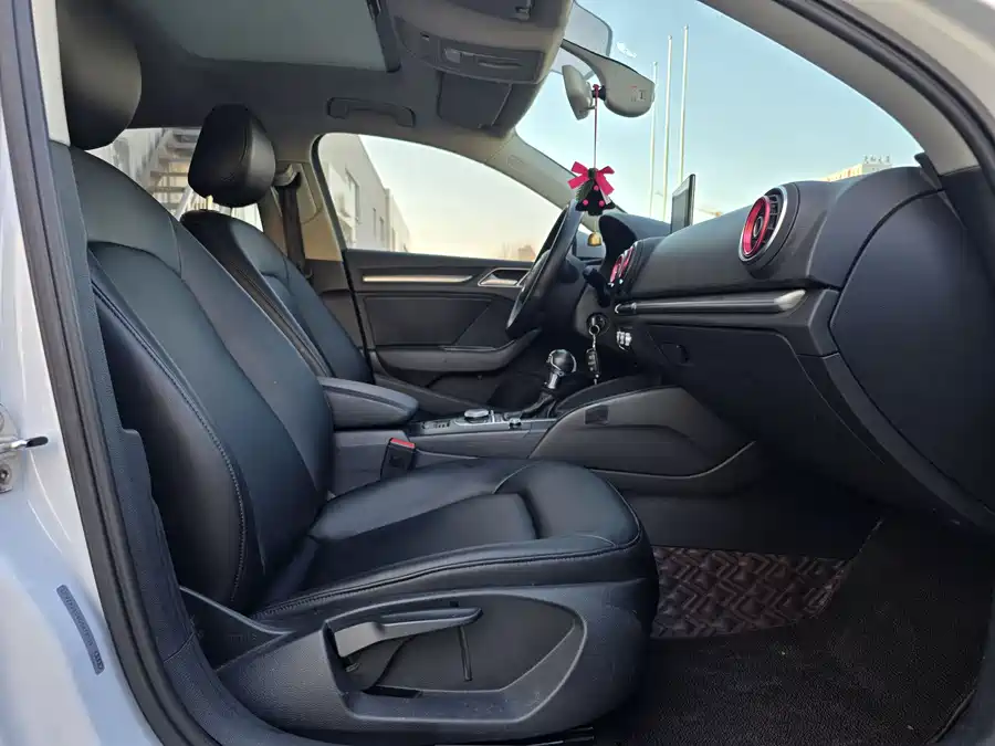 Used Audi A3 2016 Limousine 35 TFSI LinkedIn type