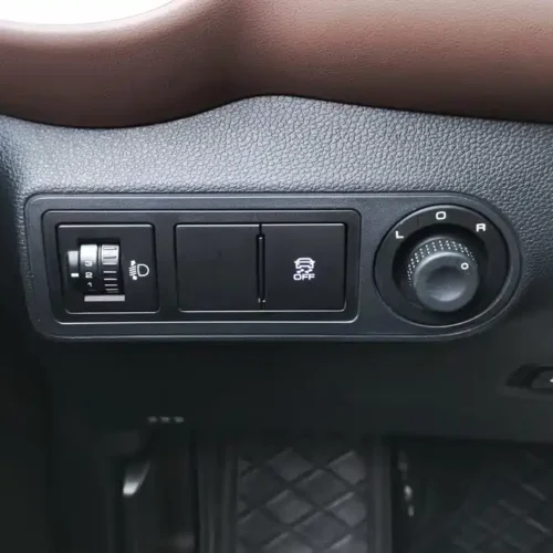 900x675_0_q87_c42_autohomecar__ChxpVWlN9xKAZJs0AAckQY-ampI982.jpg.webp Used Wuling Bingo 2023 model 410km Lingxi exclusive model