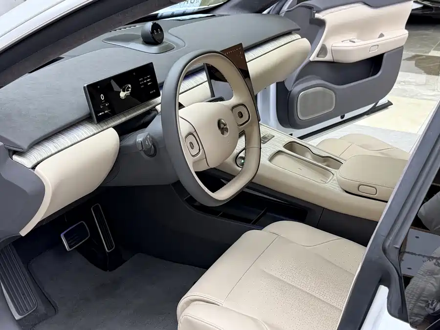 900x675_0_q87_c42_autohomecar__ChxpVWlNBUOAbwE2AAfz-i0KiCc046.jpg.webp Used NIO ET7 2022 model 75kWh