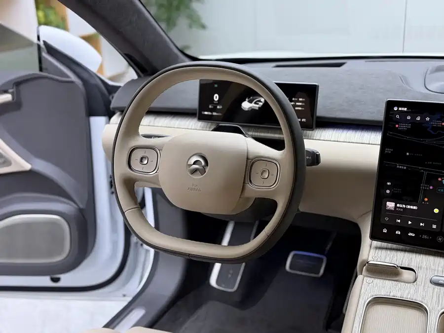 900x675_0_q87_c42_autohomecar__ChxpVWlNBUmANF6XAAXN4J85r3A633.jpg.webp Used NIO ET7 2022 model 75kWh