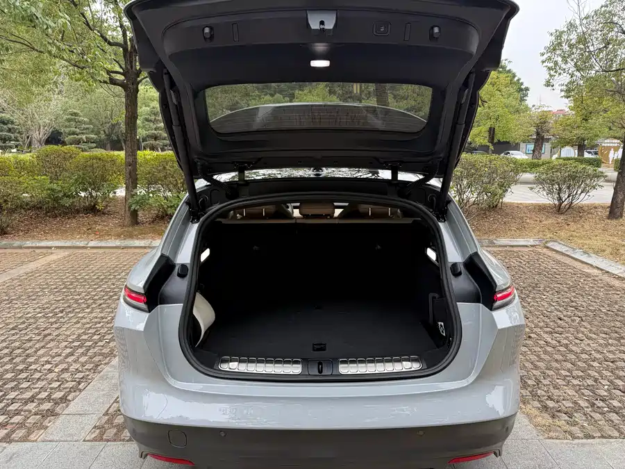 Used NIO ET5T 2024 model 75kWh Touring