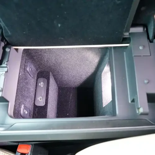 900x675_0_q87_c42_autohomecar__ChxpVWlOPmeAfT6kAAFxUIIrYLo361.jpg.webp Used NIO ET5T 2023 75kWh Touring