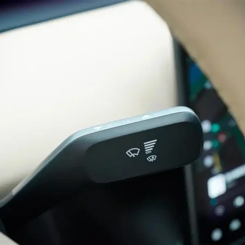 900x675_0_q87_c42_autohomecar__ChxpVWlOPmmAJVKaAAC_U69e8NM154.jpg.webp Used NIO ET5T 2023 75kWh Touring