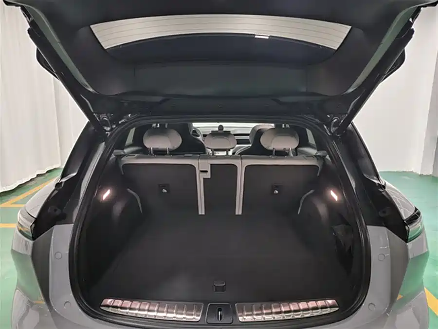 Used NIO ES6 2024 model 75kWh