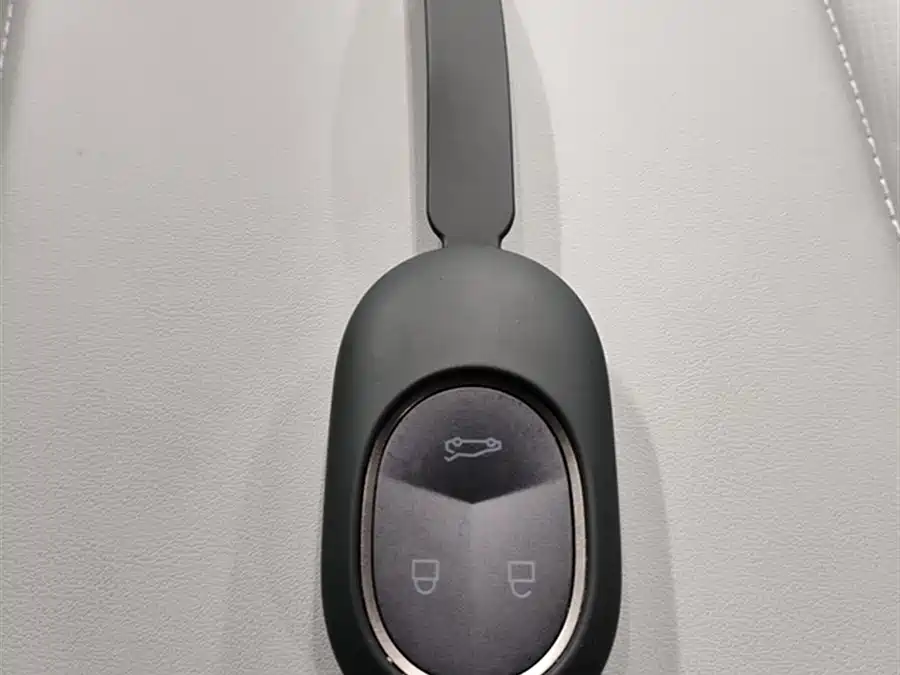 Used NIO ES6 2024 model 75kWh