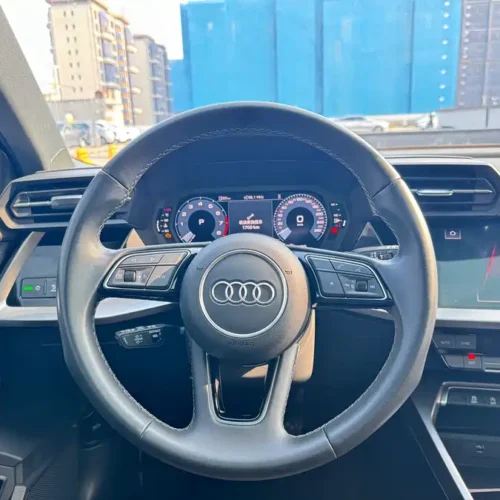 900x675_0_q87_c42_autohomecar__ChxpVWlQnKCAKIzOAAi66QwqpLs094.jpg.webp Used Audi A3 2022 Sportback 35 TFSI stylish and sporty