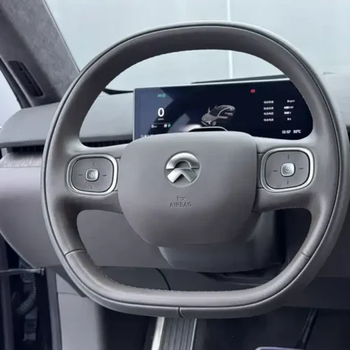 900x675_0_q87_c42_autohomecar__ChxpVmi5ViGAOkCpAAPwj08WkRs068.jpg.webp Used NIO ET7 2024 100kWh Executive Edition