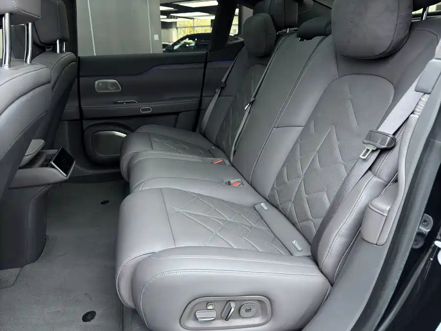 900x675_0_q87_c42_autohomecar__ChxpVmi5VimAQ9AZAASjr07ugTU302.jpg.webp Used NIO ET7 2024 100kWh Executive Edition