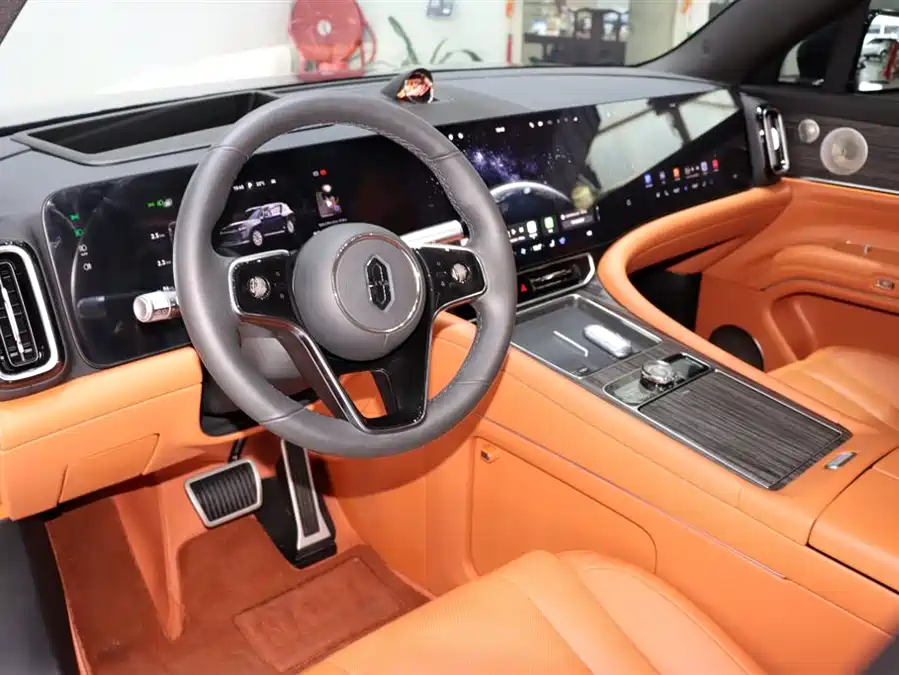 900x675_0_q87_c42_autohomecar__ChxpVmiZkMqAOPVxAAG8zz6jQJA741.jpg.webp Used AITO M9 2024 extended range Max version 52kWh 5-seater version