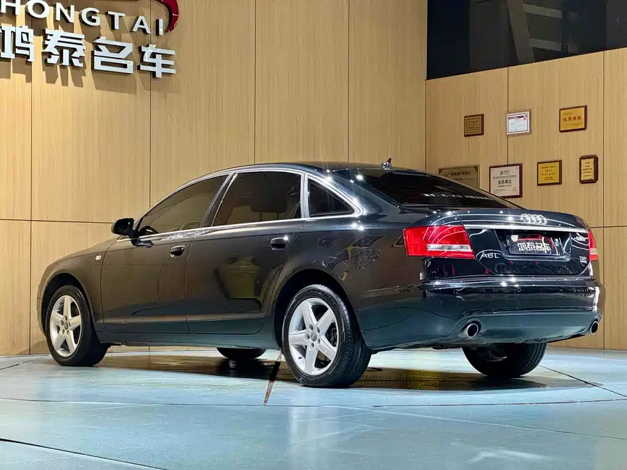 900x675_0_q87_c42_autohomecar__ChxpVmimdQmAAELnAAqrLNdDKeY938.jpg.webp Used Audi A6L 2008 3.2 FSI quattro luxury model