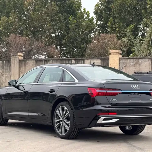 900x675_0_q87_c42_autohomecar__ChxpVmj5yviALpL5AAxdCkJb1eQ355.jpg.webp Used Audi A6L 2025 45 TFSI quattro premium dynamic model