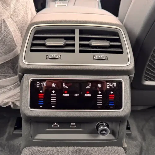 900x675_0_q87_c42_autohomecar__ChxpVmj5yvuAPfORAAqG97r4OZ8166.jpg.webp Used Audi A6L 2025 45 TFSI quattro premium dynamic model