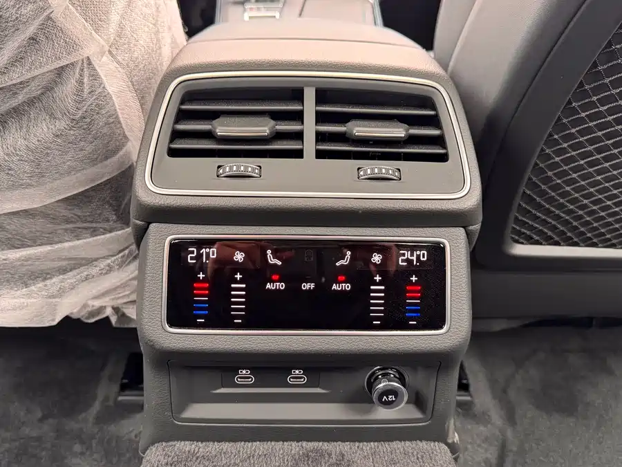 900x675_0_q87_c42_autohomecar__ChxpVmj5yvuAPfORAAqG97r4OZ8166.jpg.webp Used Audi A6L 2025 45 TFSI quattro premium dynamic model