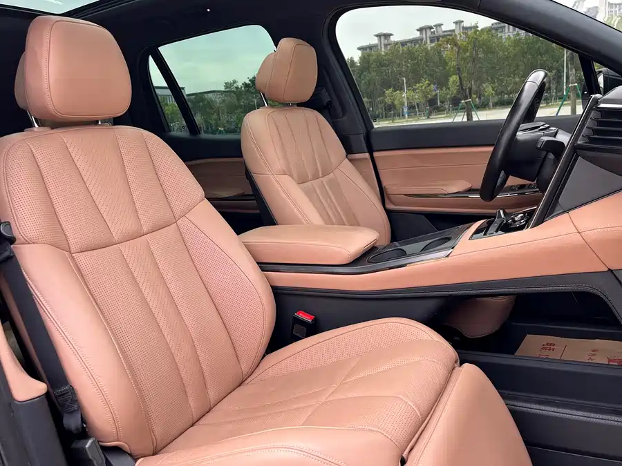 900x675_0_q87_c42_autohomecar__ChxpVmj9yWyAeCtRAAsPwaBkMpc643.jpg.webp Used NIO ES8 2020 580KM six-seater version