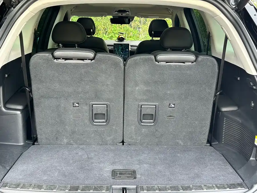 900x675_0_q87_c42_autohomecar__ChxpVmjbWuKASw8uAA3PGZRsihI345.jpg.webp Used NIO ES8 2018 model 355KM base version six-seater version