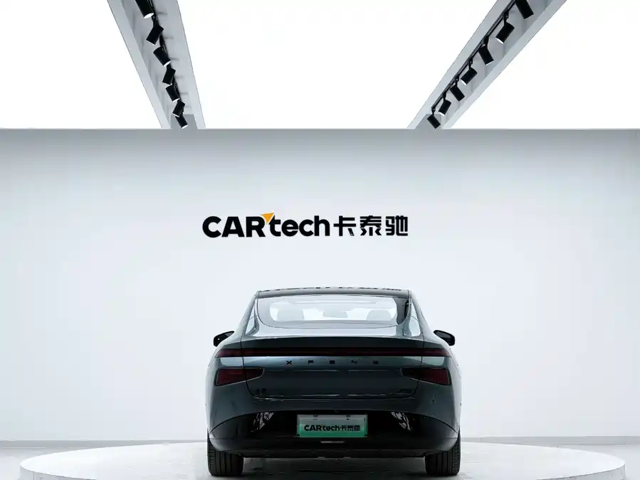 900x675_0_q87_c42_autohomecar__ChxpVmjkfM-AXWnZAAEQFd0rlls588.jpg.webp Used Xpeng P7 2023 P7i 610 Max Performance Edition