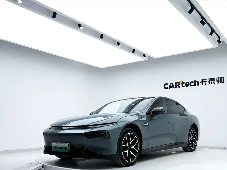 900x675_0_q87_c42_autohomecar__ChxpVmjkfNGAJDSqAAFkqvz2EWA089.jpg.webp Used Xpeng P7 2023 P7i 610 Max Performance Edition