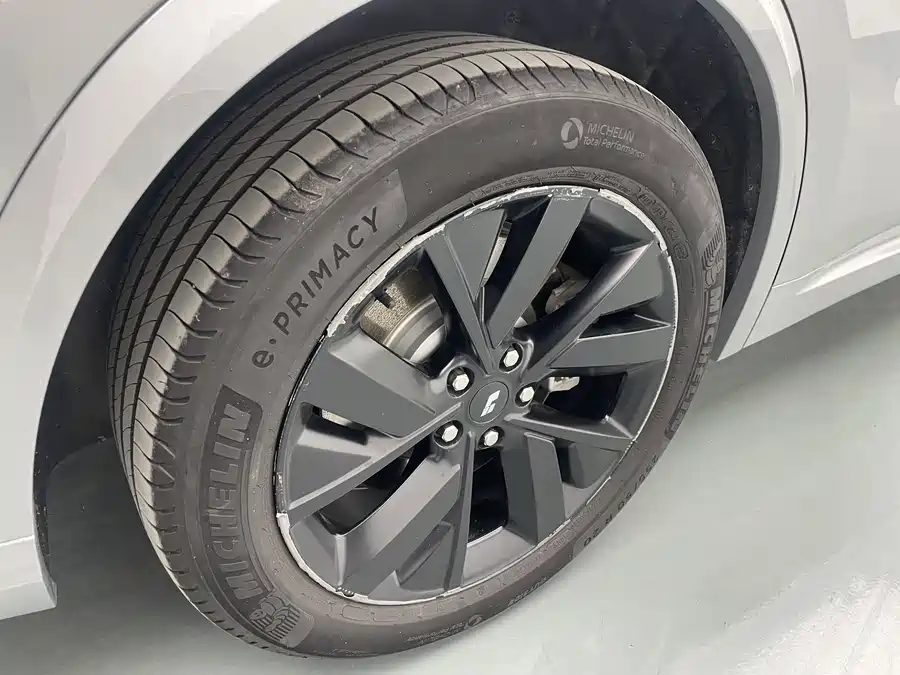 Used Li Auto L8 2023 Pro