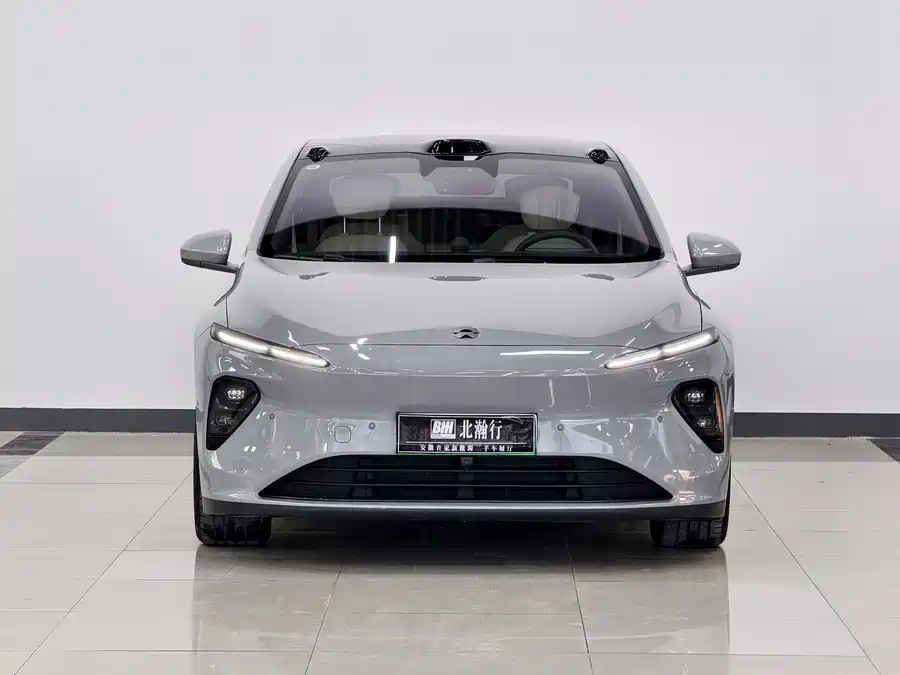 900x675_0_q87_c42_autohomecar__ChxpVmk-RamABx2nAAbqaoUDSag883.jpg.webp Used NIO ET7 2022 model 100kWh first edition