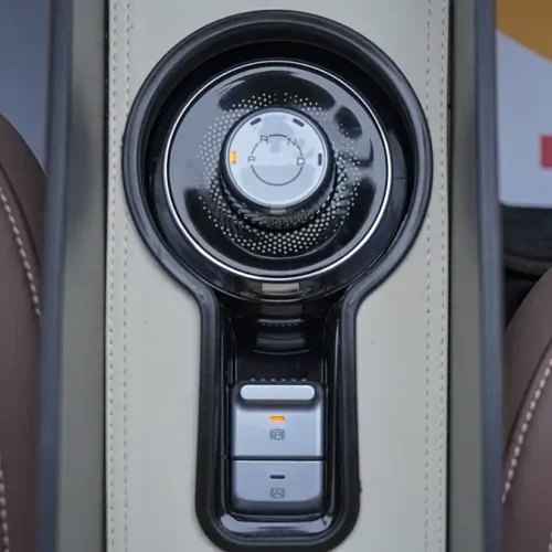 900x675_0_q87_c42_autohomecar__ChxpVmk-ZZaAU-0HAAXpmOuZSuU091.jpg.webp Used Wuling Bingo 2023 model 333km Yuexiang+ model