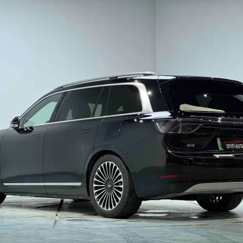 900x675_0_q87_c42_autohomecar__ChxpVmk-cEaAFlA3AAaWeb-3tjw329.jpg.webp Used AITO M9 2024 extended range Ultra version 42kWh 6-seater version