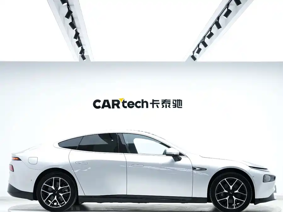 900x675_0_q87_c42_autohomecar__ChxpVmk1S8aAEo-nAAFlE11-4m0126.jpg.webp Used Xpeng P7 2023 model P7i 702 Pro