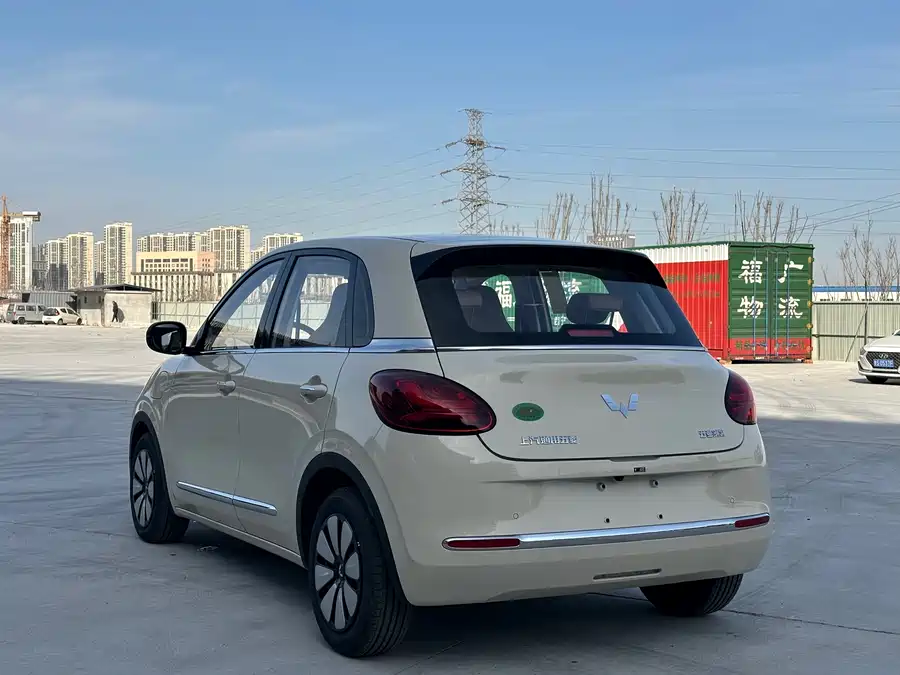 Used Wuling Bingo 2025 model 333km Yuexiang model