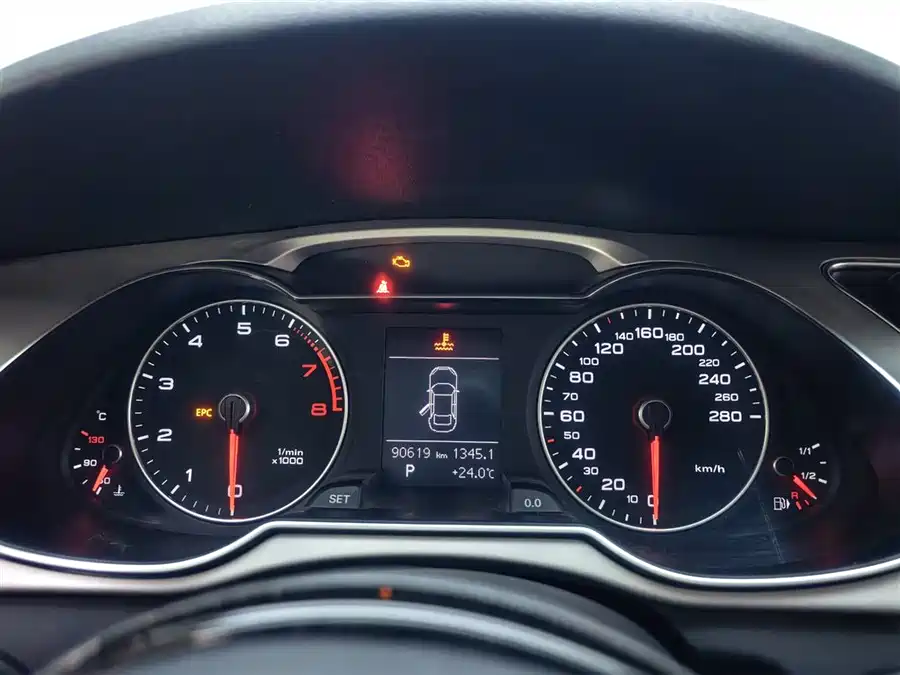 Used Audi A4L 2015 45 TFSI quattro personalized sports model