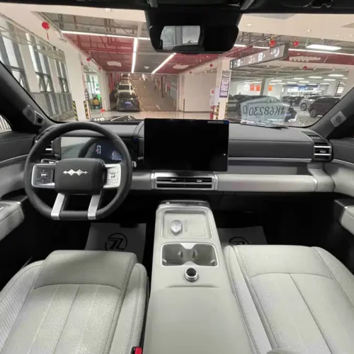 900x675_0_q87_c42_autohomecar__ChxpVmk44W-Afr7ZAAhcxhgRnXQ462.jpg.webp Used BYD Leopard Titanium 7 2025 190KM four-wheel drive Ultra version