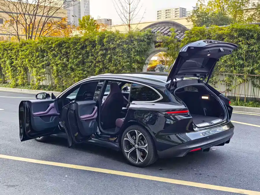 Used NIO ET5T 2024 model 75kWh Touring