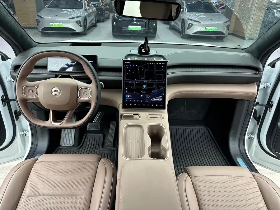 Used NIO ES6 2023 model 75kWh